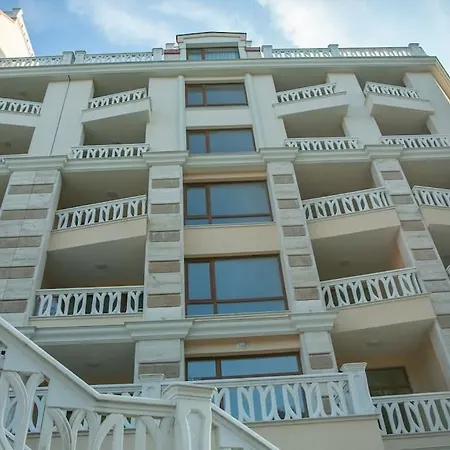 South Bay Vacation * Varna